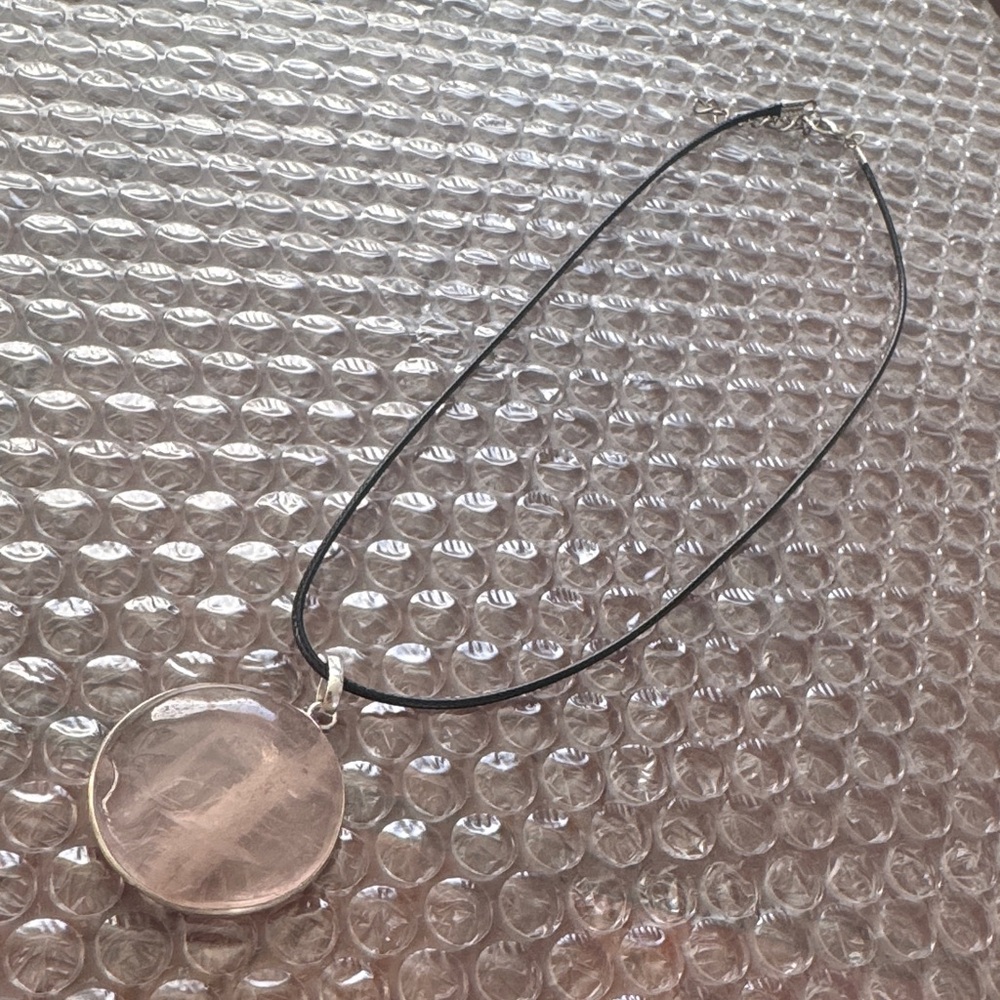 Elegant Pink Pendant Necklace